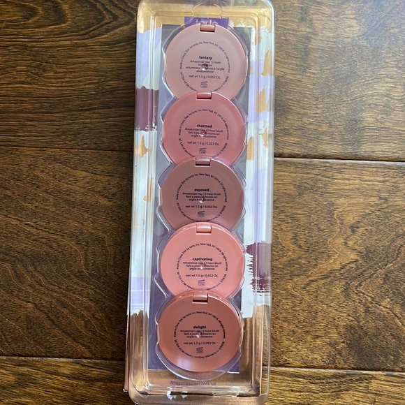 NIB tarte Amazonian Clay Cheek Set of Five Travel Size Blushes & Highlighter - Picture 3 of 6